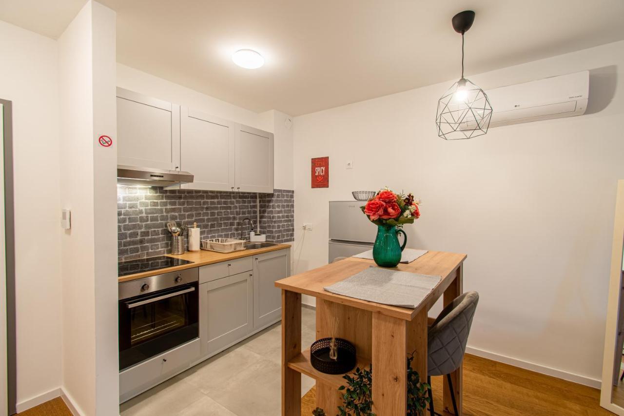 Apartamento Flexible Selfcheckins 39 - Zagreb - Parking - New Exterior foto